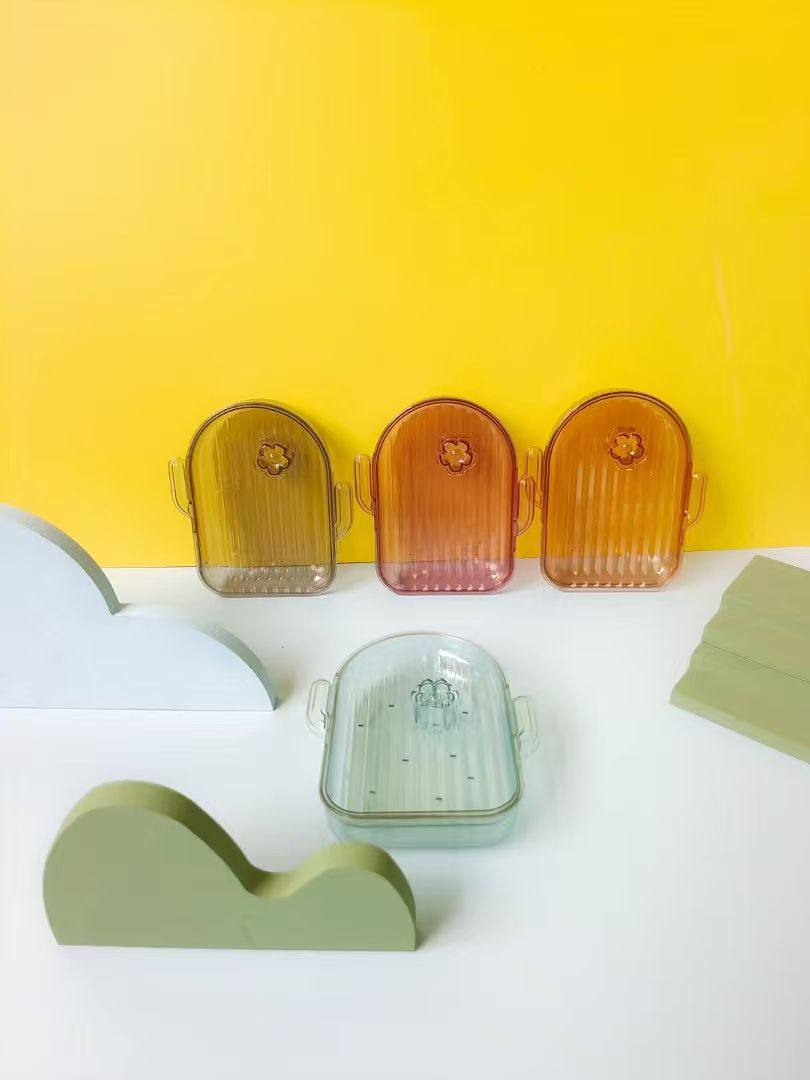 Plastic (24)